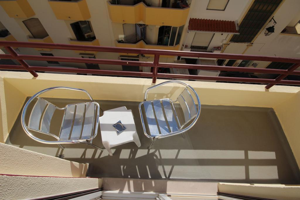 Hospedaria Buganvilia Alvor Ruang foto