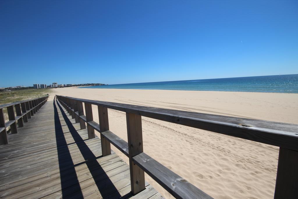Hospedaria Buganvilia Alvor Bagian luar foto
